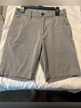 RVCA Young Men's Light Gray Flat Front Stretch Shorts